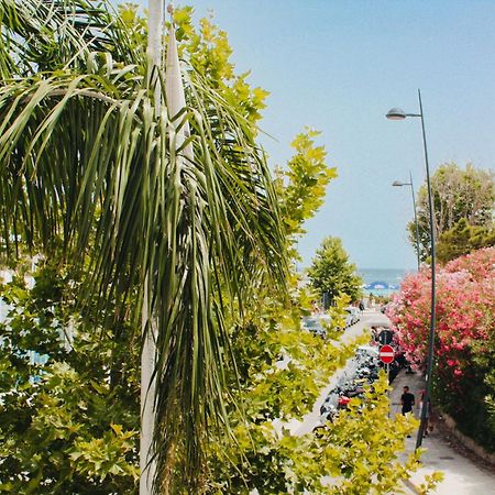 Awa Mondello Hotel ภายนอก รูปภาพ